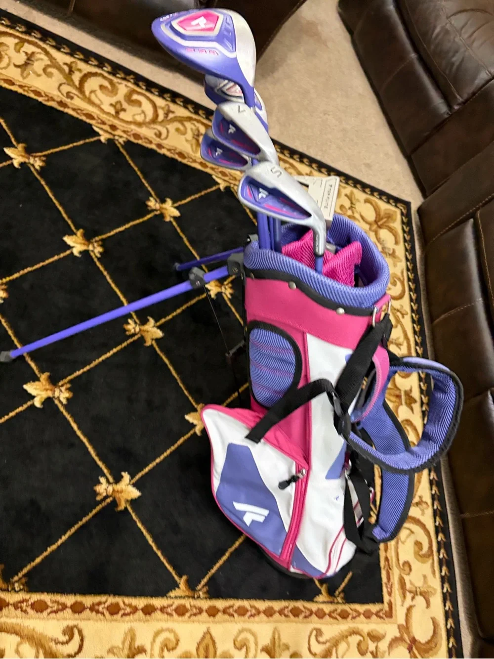 Youth Golf Bag and Club Set in Pink and Purple